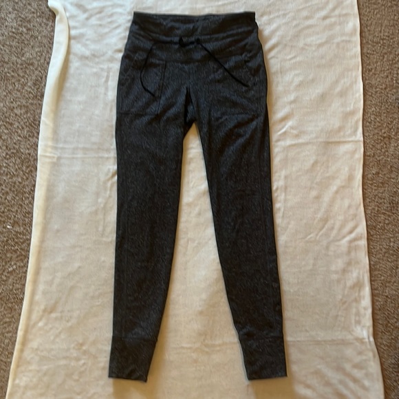Old Navy grey joggers, size small - Picture 1 of 5